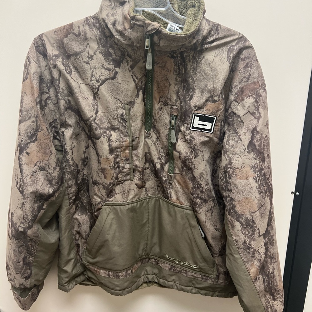 Banded women medium like new fleece lined pullover